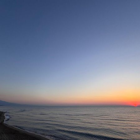 Paradiso Fronte Mare Villa Аньоне Бани Екстериор снимка